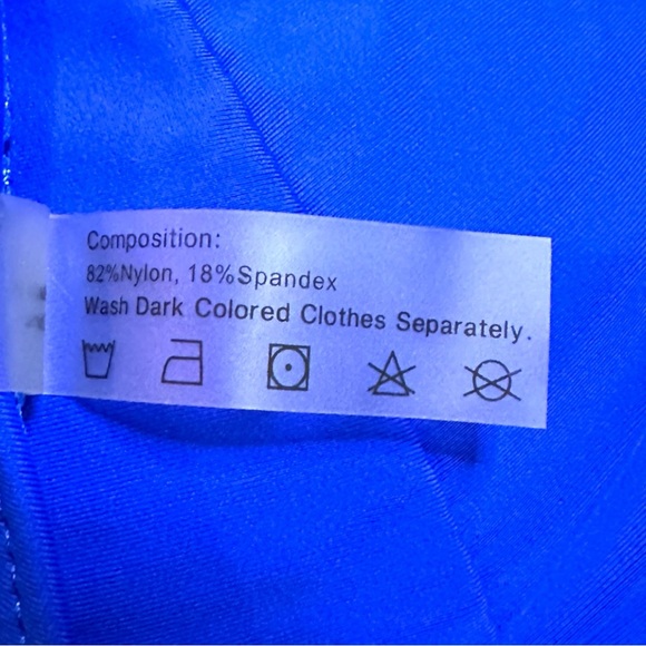 EUC Zaful Structured Triangle Style Bikini Set in Royal Blue. Size Medium/6 ๐ - Picture 15 of 15